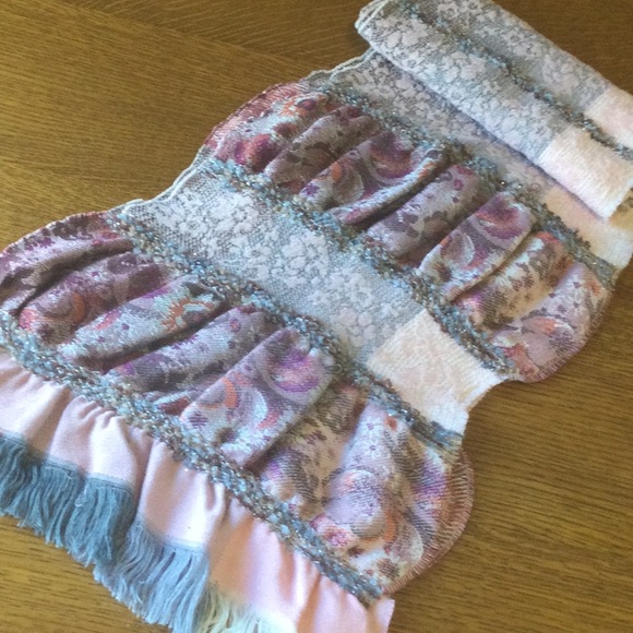 Boho Wrap / Scarf 🌸 - Picture 2 of 4